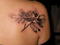 Татуировка цветы