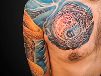 тату уроборос инь и ян