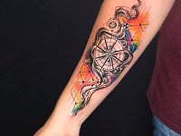 Тату роза ветров в акварели