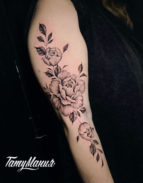 Татуировка розы на руке