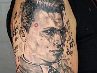 Тату портрет Коннора из Детройта