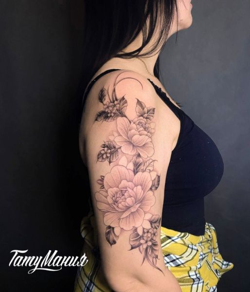 Тату пионы графика