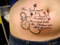 Тату надпись и часы