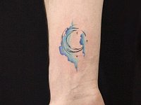 Тату луна акварель