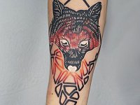 Тату красный лис