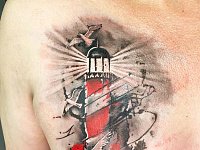 Тату маяк на груди