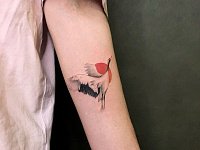 Тату аист на руке