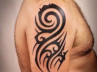 Тату узор на плече