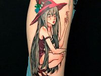 Тату ведьма на ноге