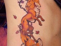 Тату лисица с сакурой