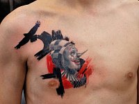 Тату на груди клоун