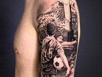 Тату футболист и статуя Христа-Искупителя