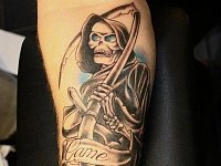 Тату смерть с косой