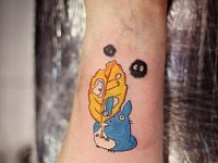 Тату из мультика на запястье