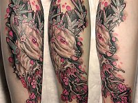 Тату олень с сакурой