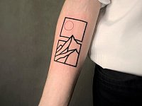 Тату солнце и горы геометрия