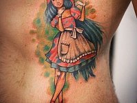 Мужская тату на ребрах Мальвина