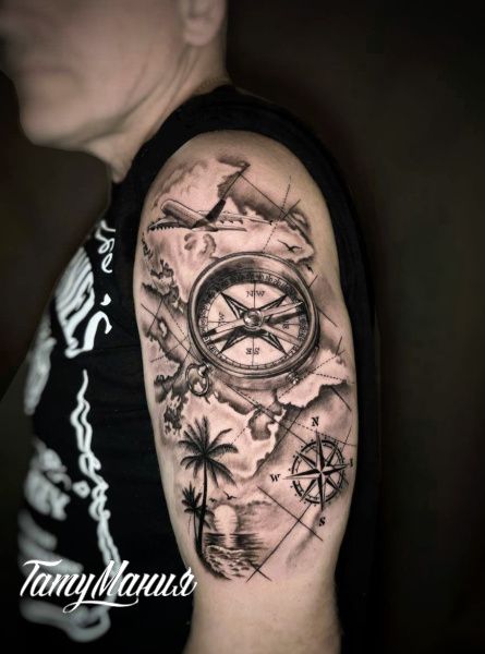 Тату карта с компасом